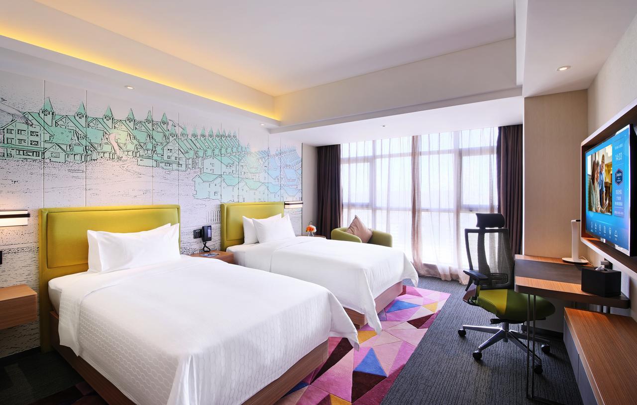 Hampton By Hilton Beihai Esterno foto